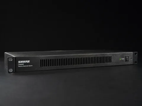 UA845